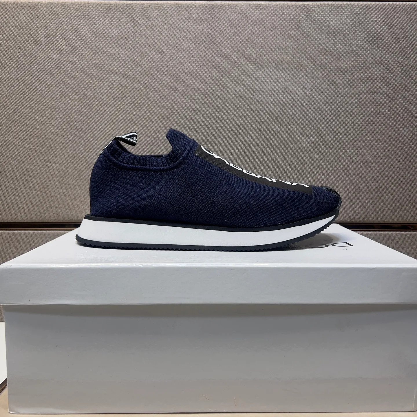 ⬛️Men's men's shoes💰p420【DG～】couple casual shoes 2025z cabinet sales simultaneously 🔶Size: 35-44#️⃣ 🔷7 colors🔜The upper is made of multi-material splicing➕Mesh lining, comfortable and breathable, sole: original comfortable, wear-resistant and non-slip outsole, ⚠️Real shot📱Photographed🎬The real thing is better📢📢📢